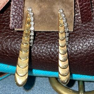 *RARE VINTAGE FIND* Heddle Drops 14hge gold w/ strip of cubic zirconia earrings​